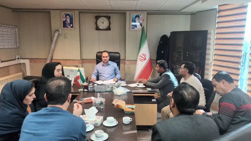 برگزاری جلسه بررسی و رفع موانع توسعه دولت الکترونیک و خدمات از راه دور در شهرداری